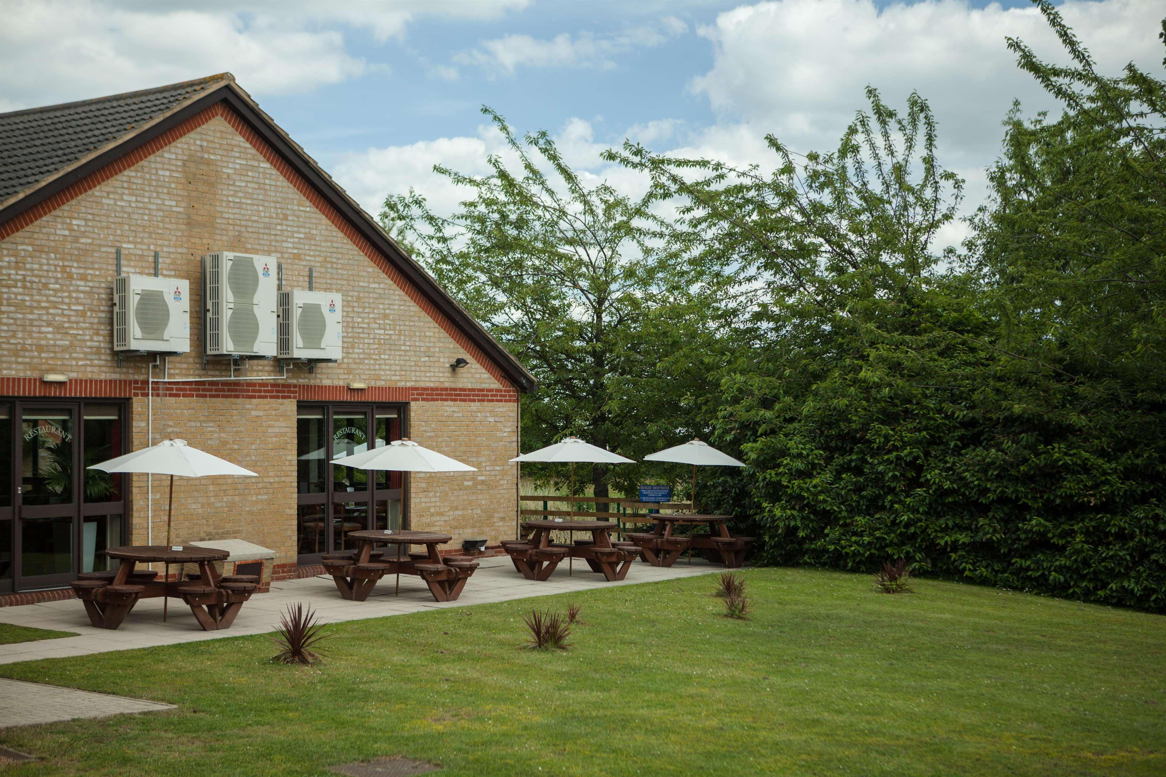 Campanile Hotel Dartford Exterior foto