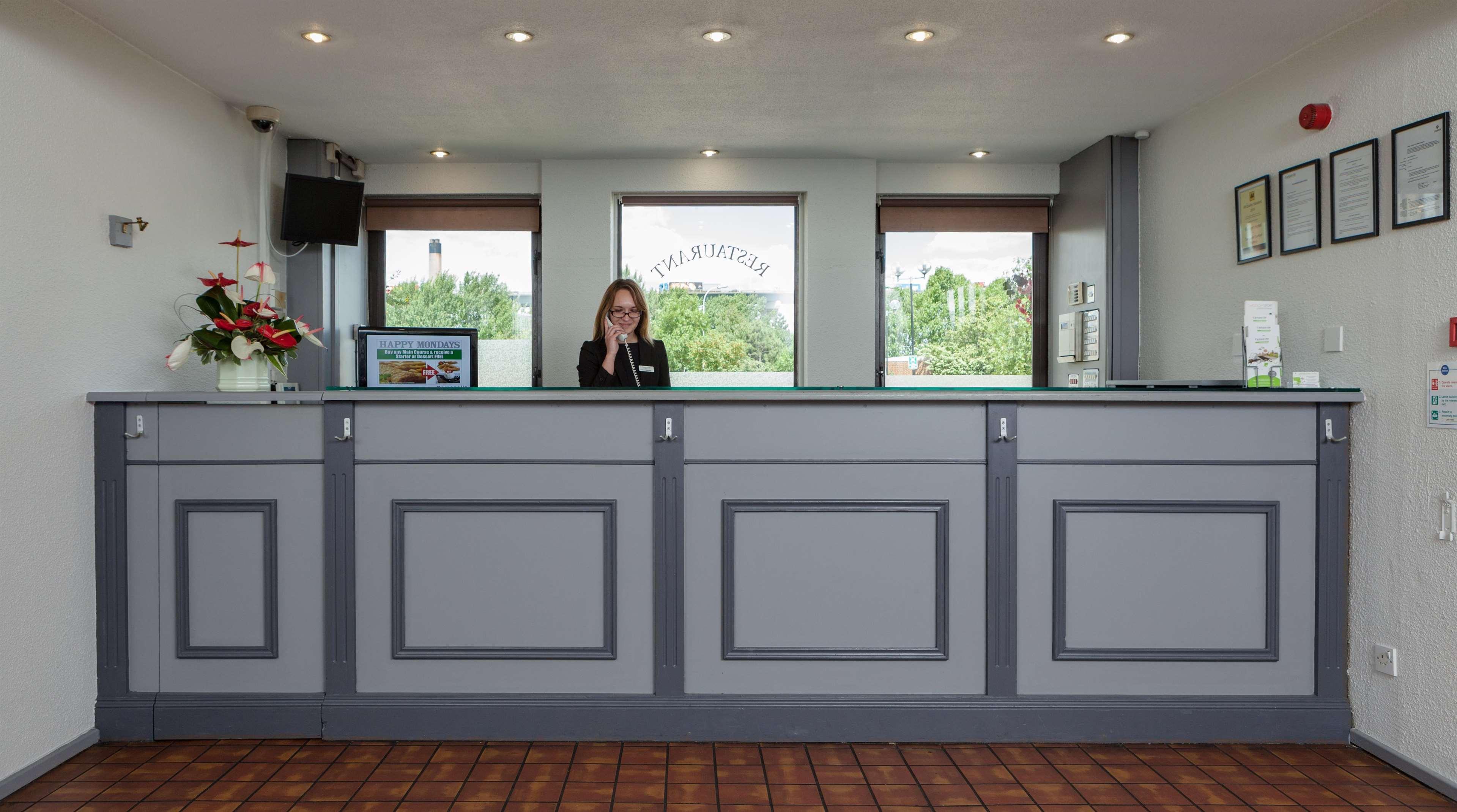 Campanile Hotel Dartford Exterior foto