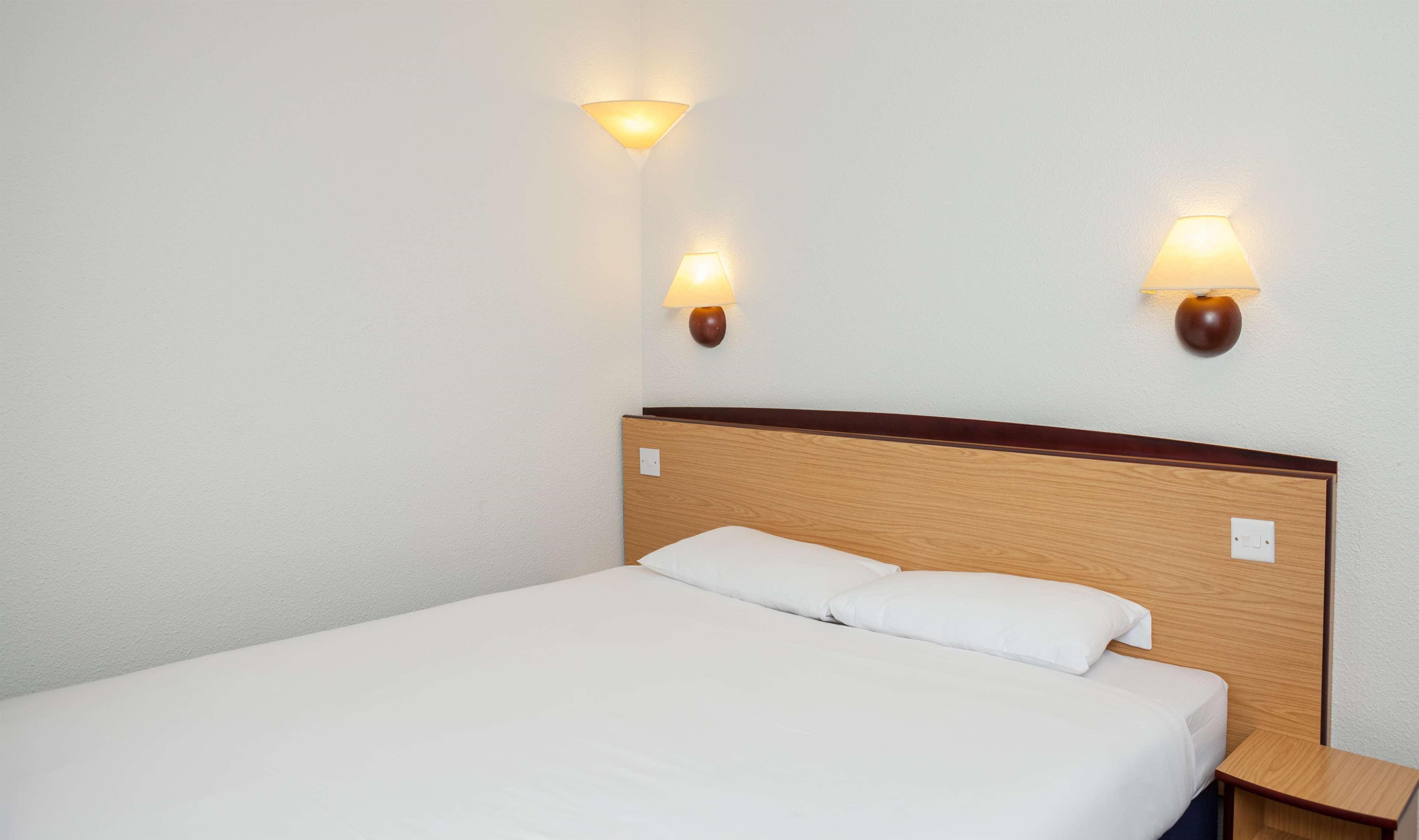 Campanile Hotel Dartford Zimmer foto